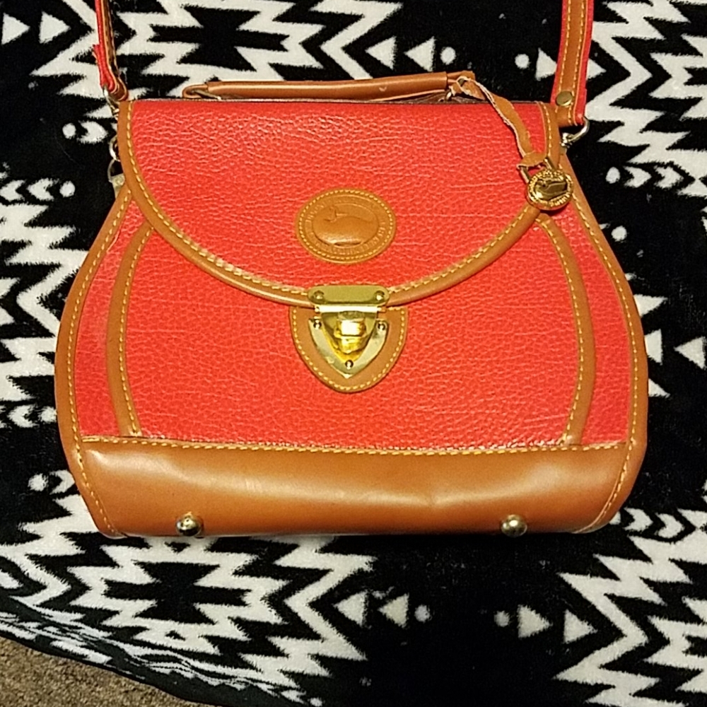 Dooney & Bourke